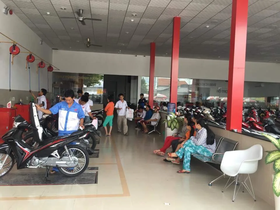 xe-may-nguyen-hoang-anh-nha-be-noi-mua-sh-125-nha-be