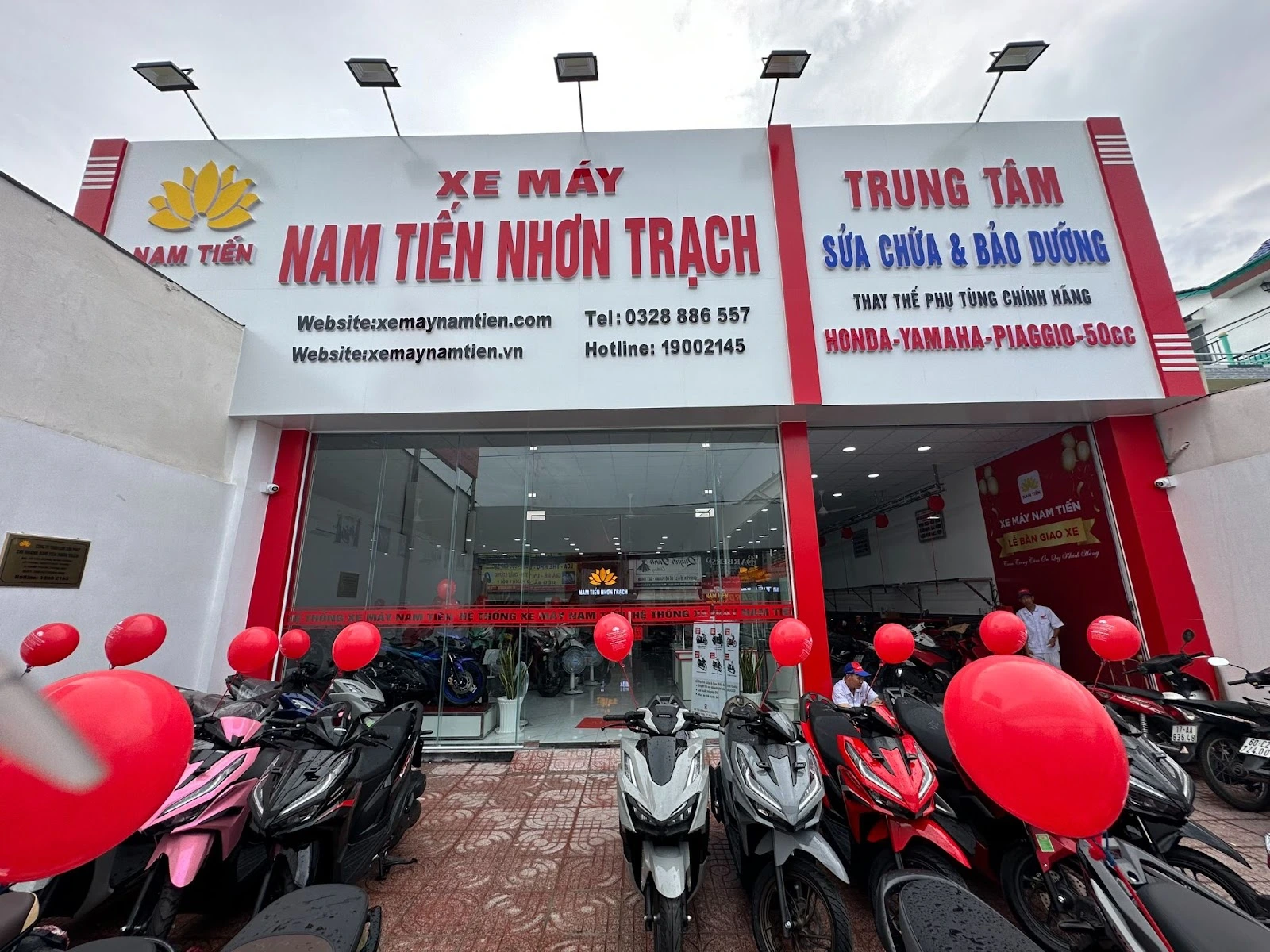 ban-giao-xe-honda-lead-chinh-hang-tai-nhon-trach