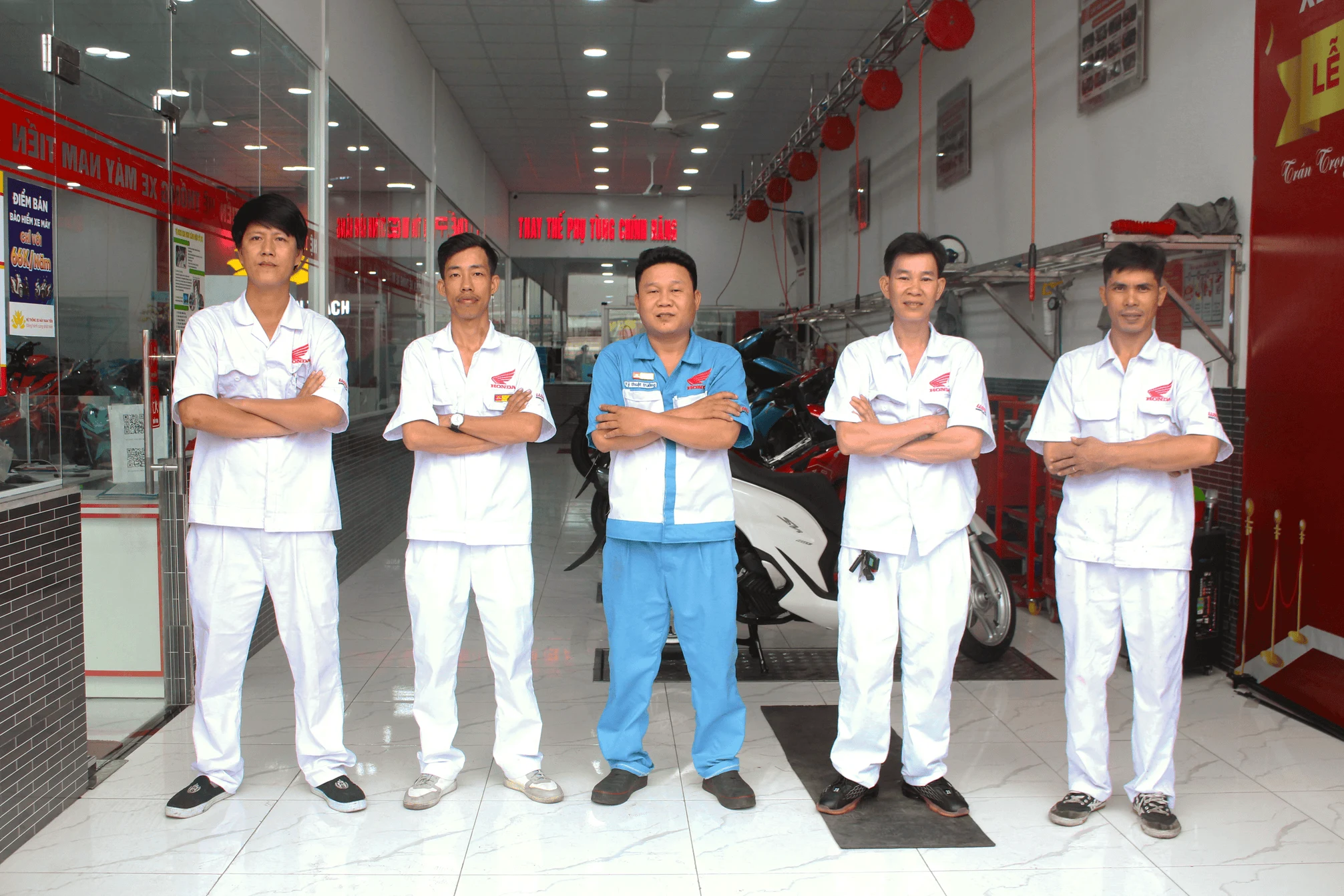 bao-duong-xe-honda-lead-chinh-hang-nha-be