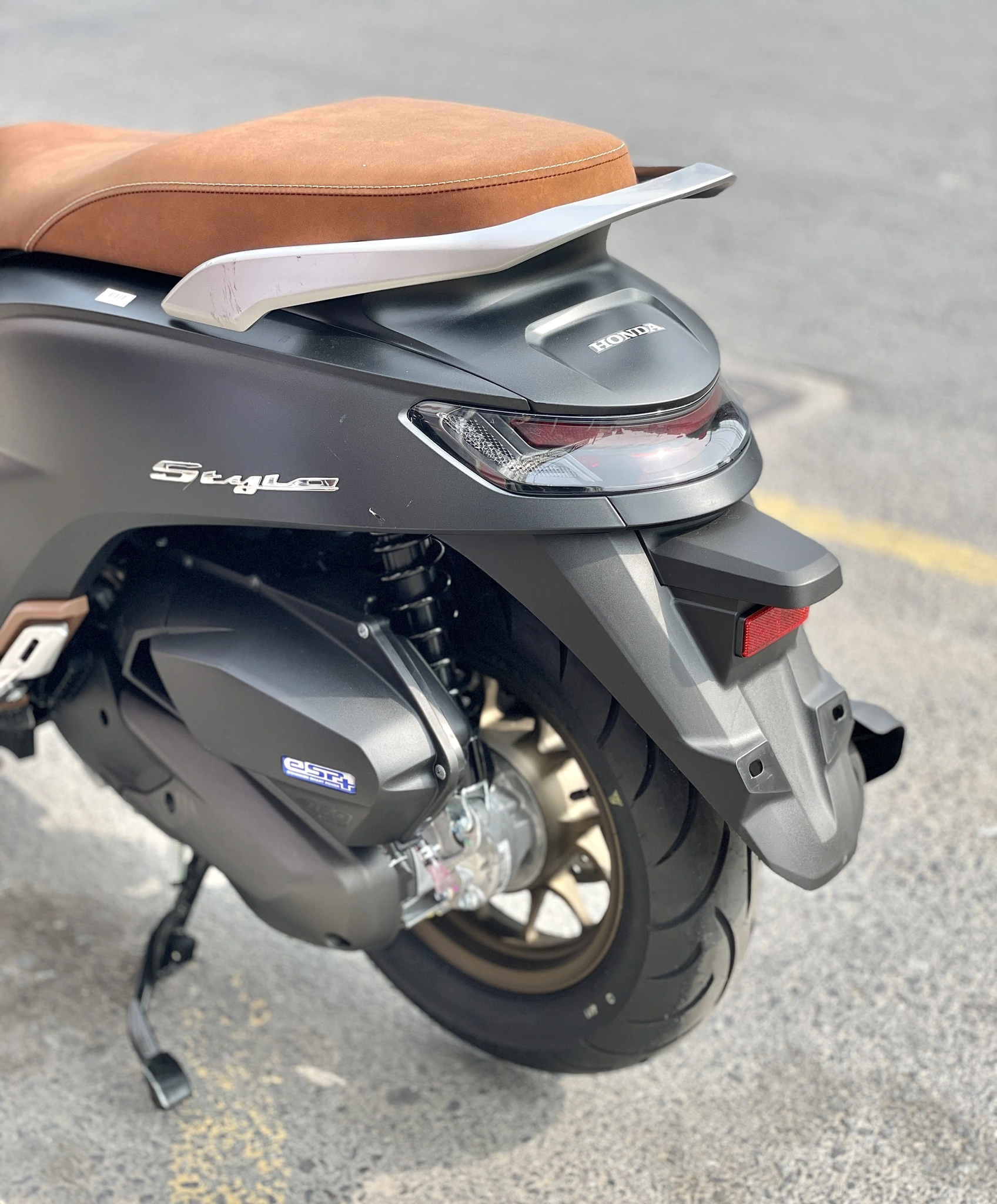 dong-co-esp-bon-van-manh-me-honda-stylo-160