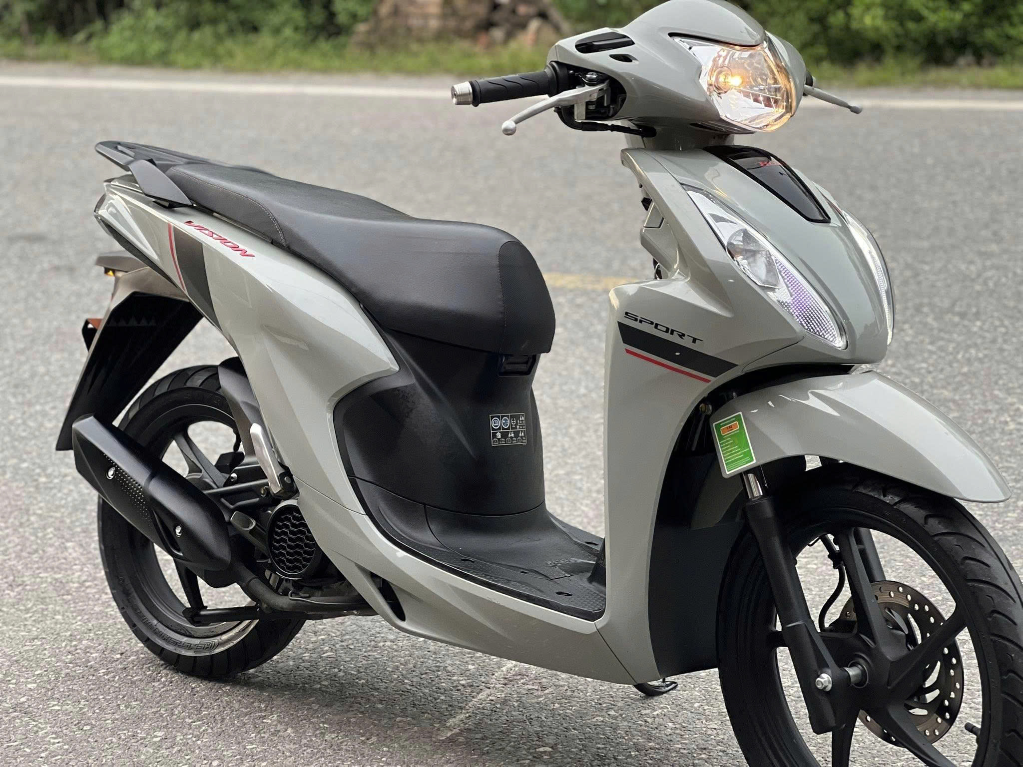 Vision xám xi măng là phiên bản gì?