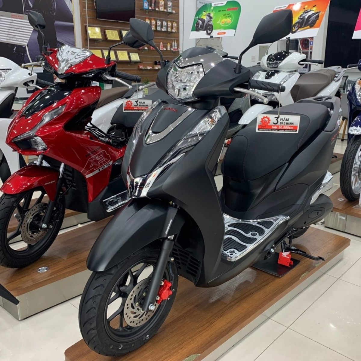 Giá xe Lead 2023 phiên bản đặc biệt lăn bánh