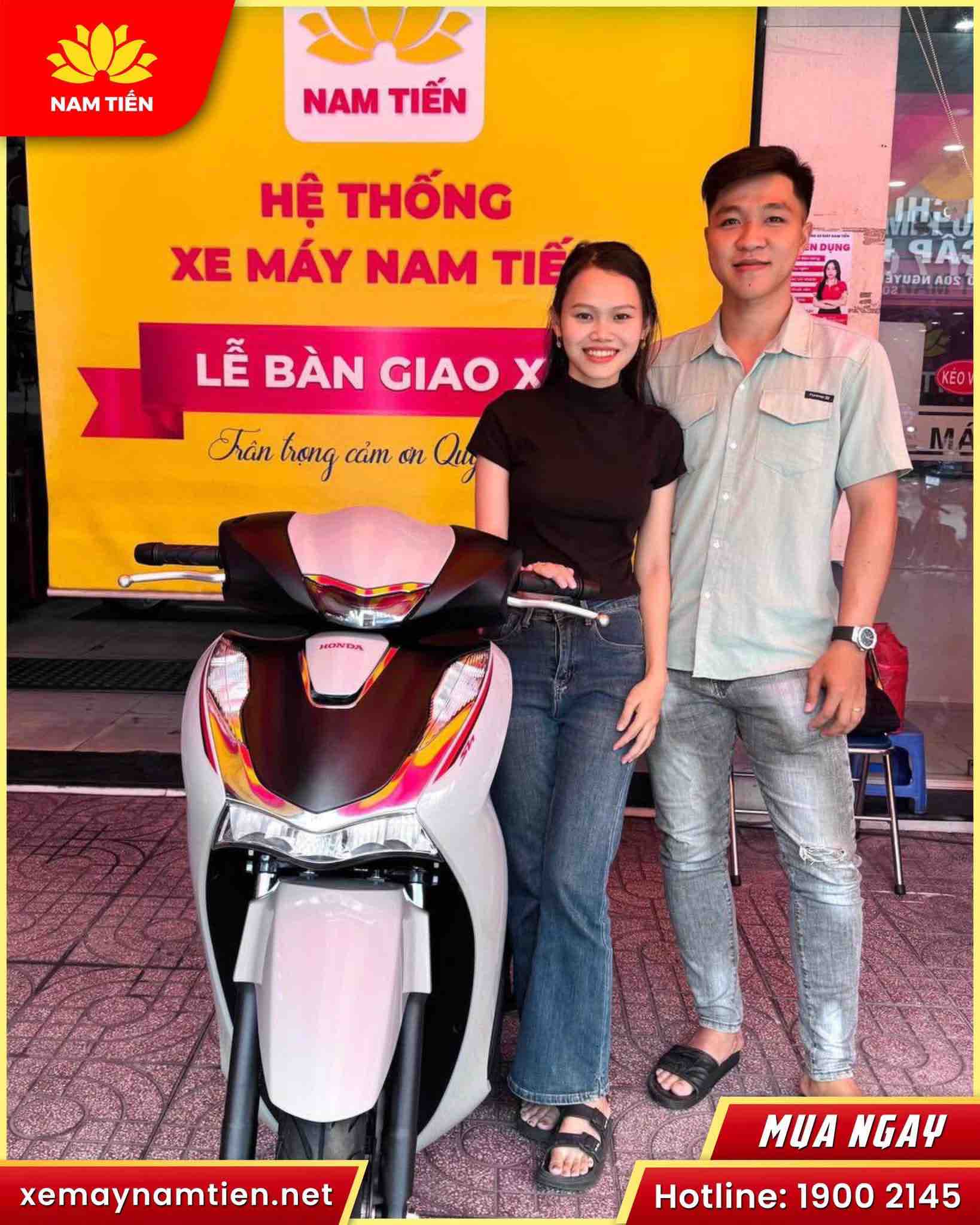 sinh-vien-bam-bien-so-xe-may-dinh-danh-tphcm