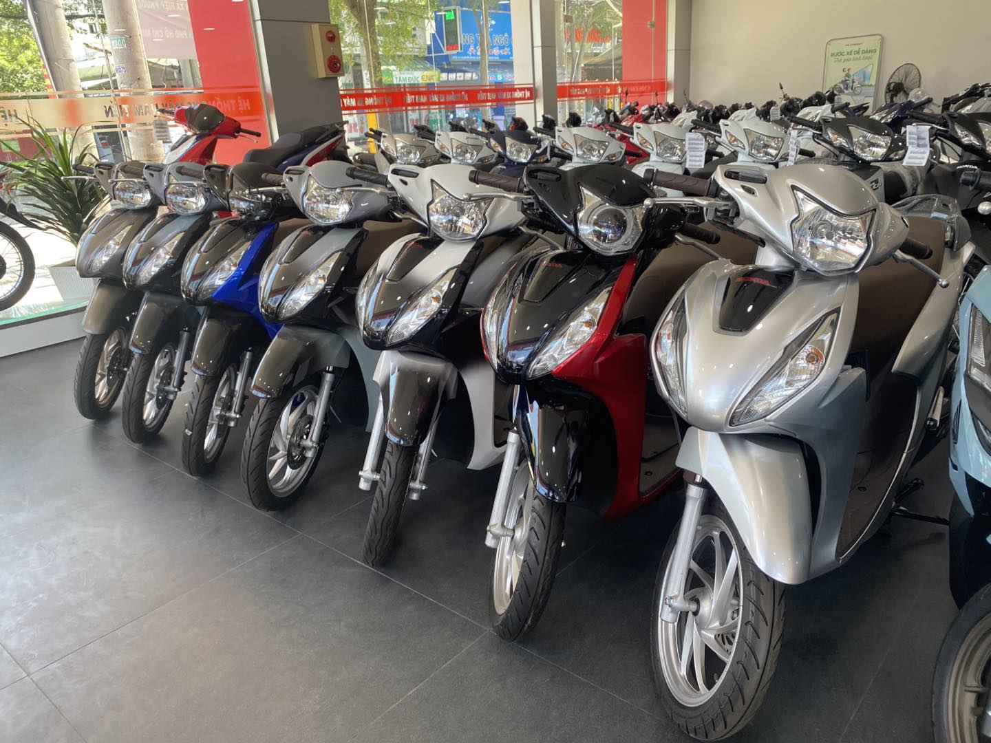 Xe Vision có nhanh xuống máy không? Sự thật từ kinh nghiệm thực tế