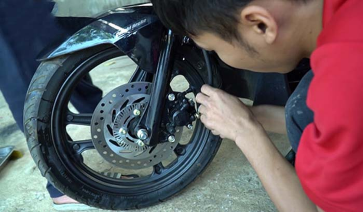 Nhận biết các dấu hiệu lỗi thường gặp trên hệ thống ABS