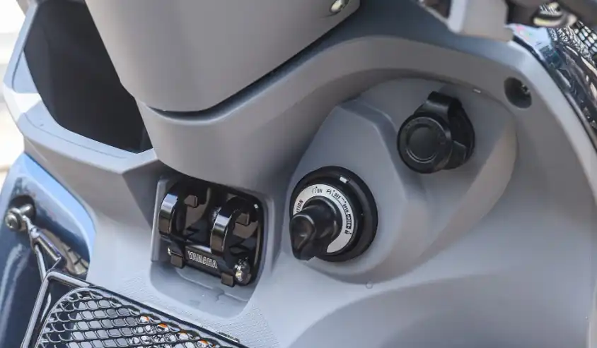 trang-bi-smartkey-cua-yamaha-finn-115