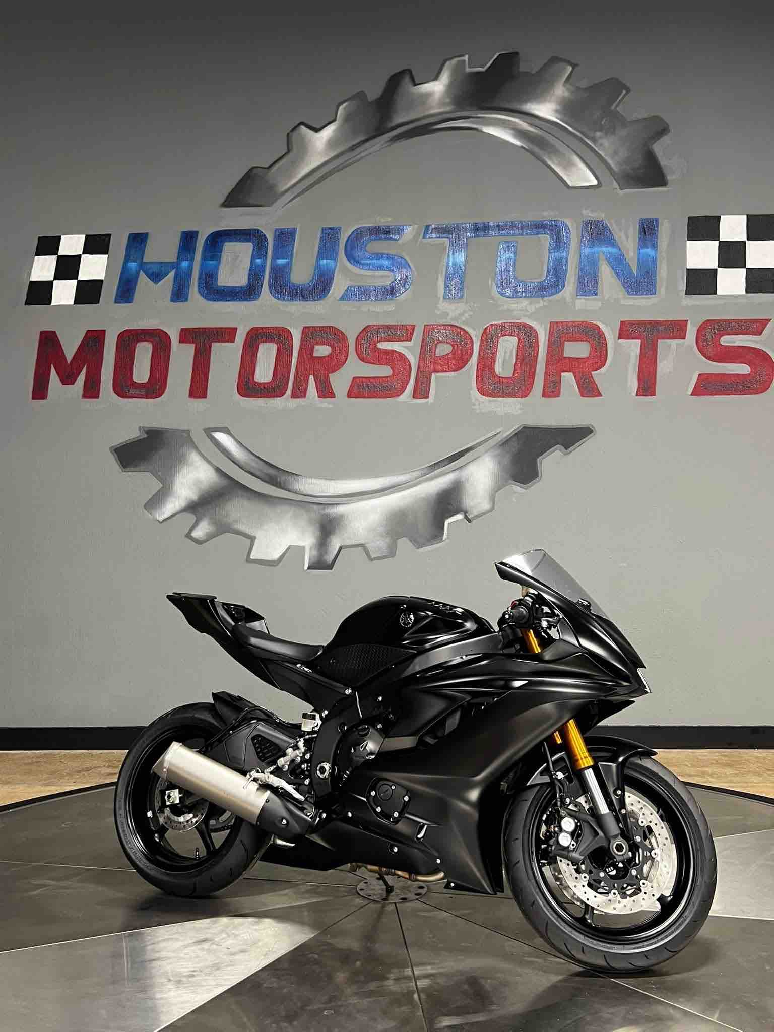 cap-nhat-gia-yamaha-r6-2026