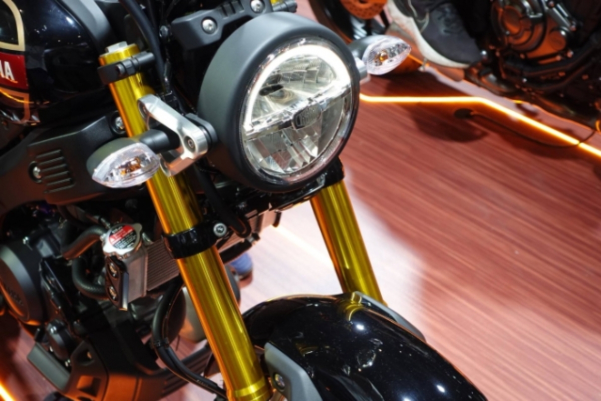 Giá Yamaha XSR155 ABS 2026