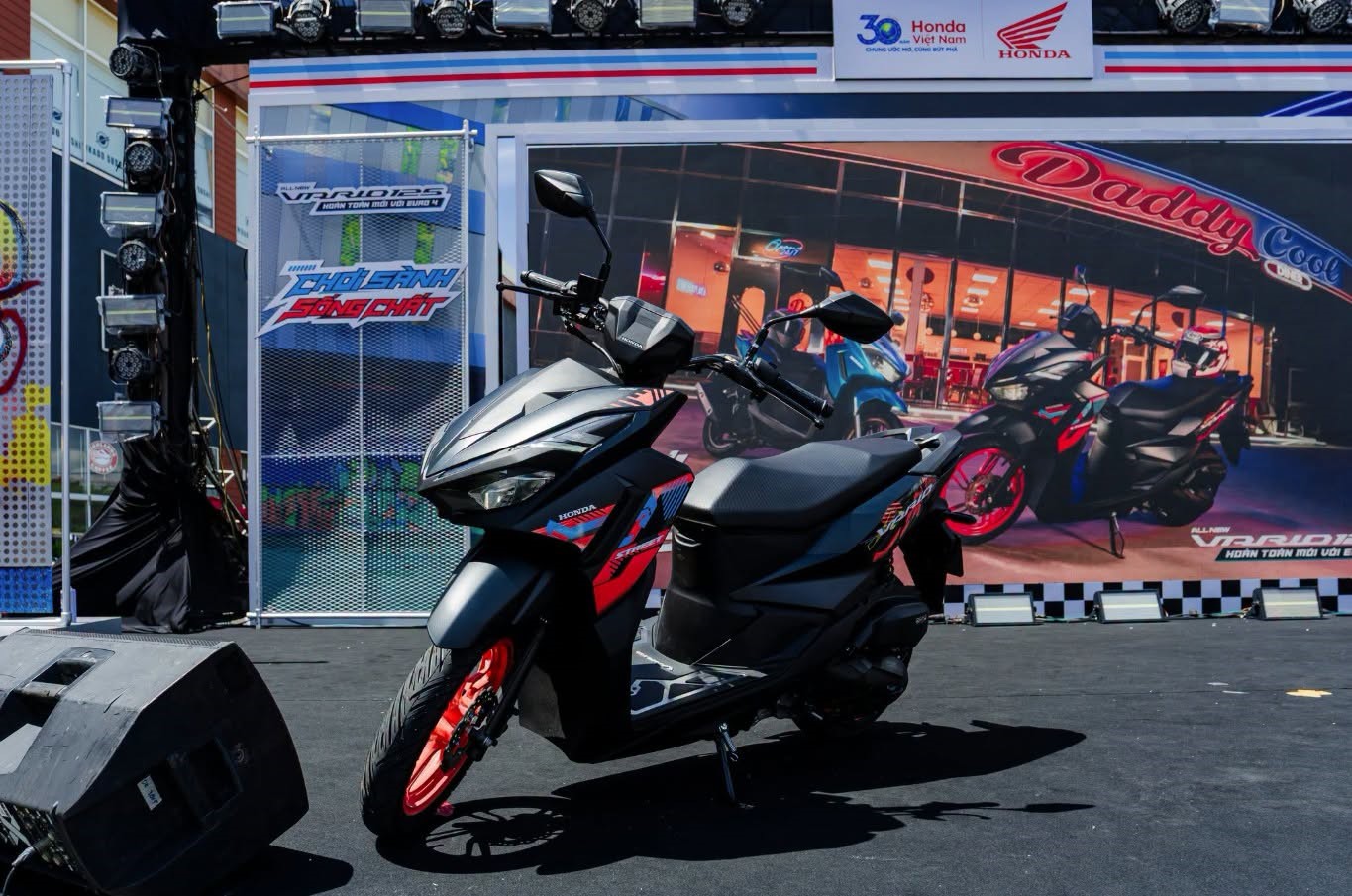 So Sánh Vario 2027 Và Vario 2025 Có Gì Mới?