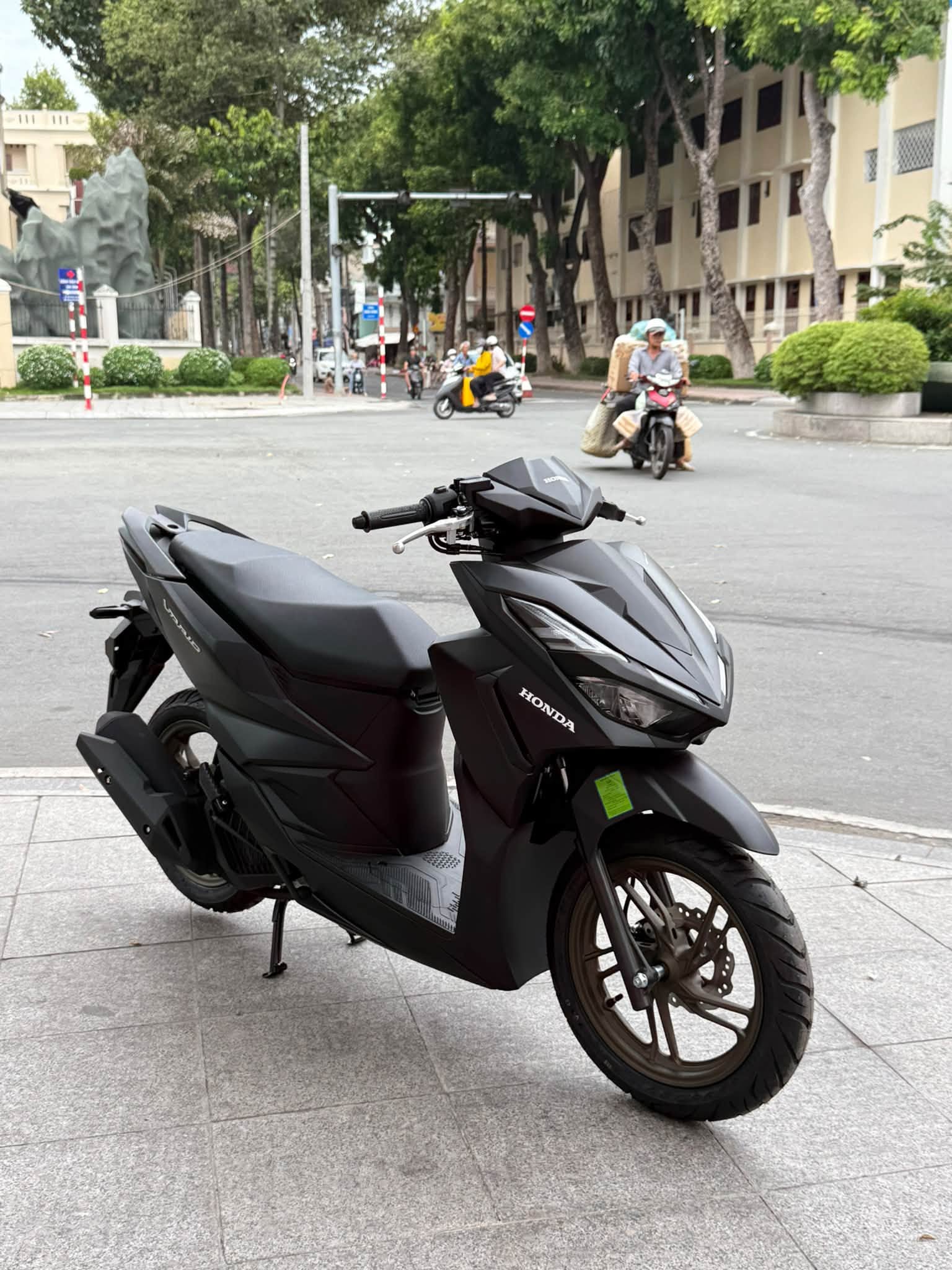 Giá Vario 125 2027 lăn bánh tại Long An