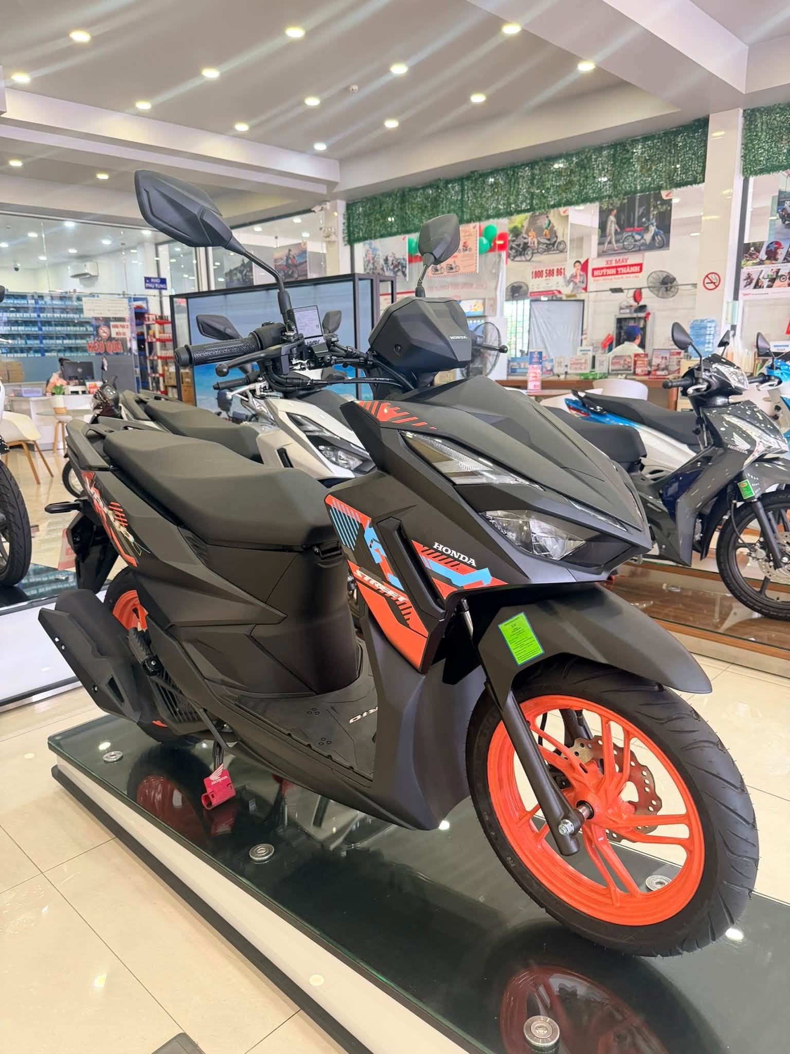 Mua Honda Vario 125 2027 Trả Góp Đưa Trước Bao Nhiêu?