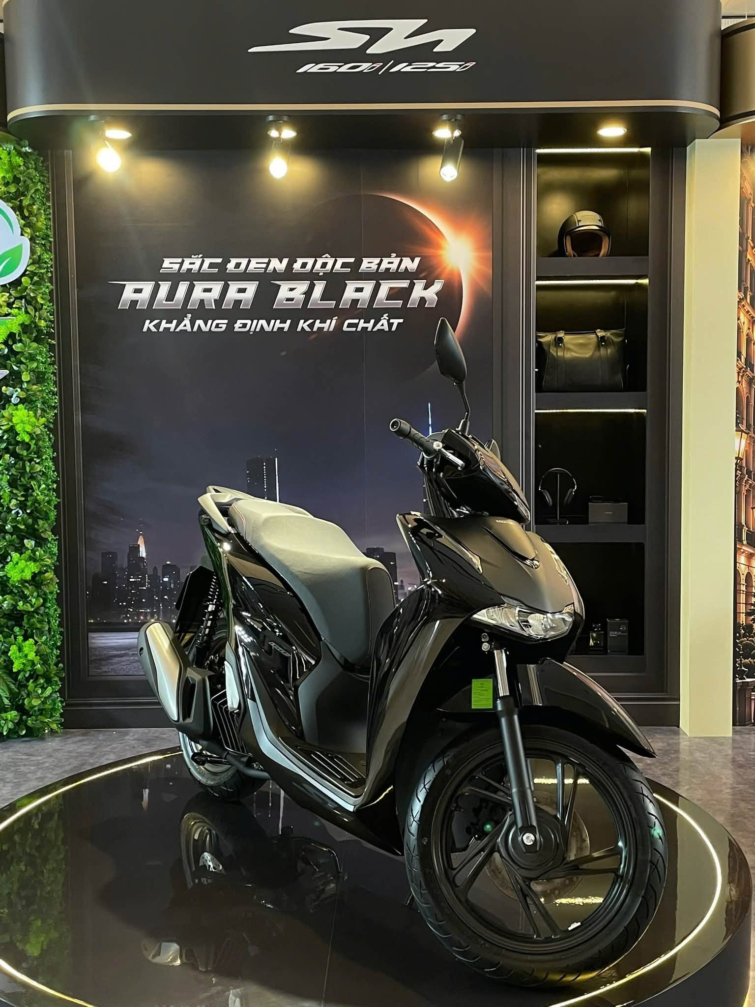 SH125i 2027 và SH160i 2027 mới - Aura Black Edition