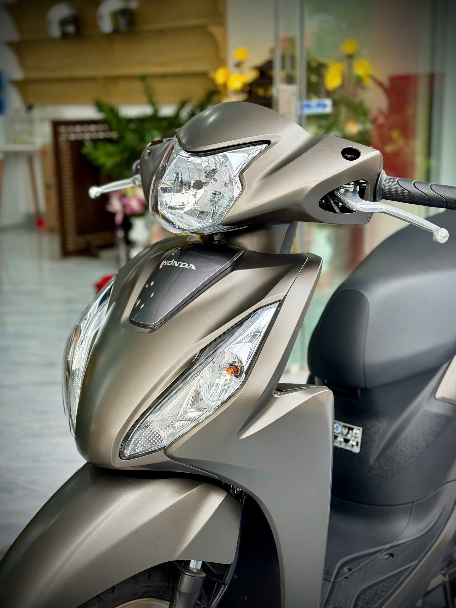 Vision nhẹ và tiết kiệm, Air Blade mạnh và rộng